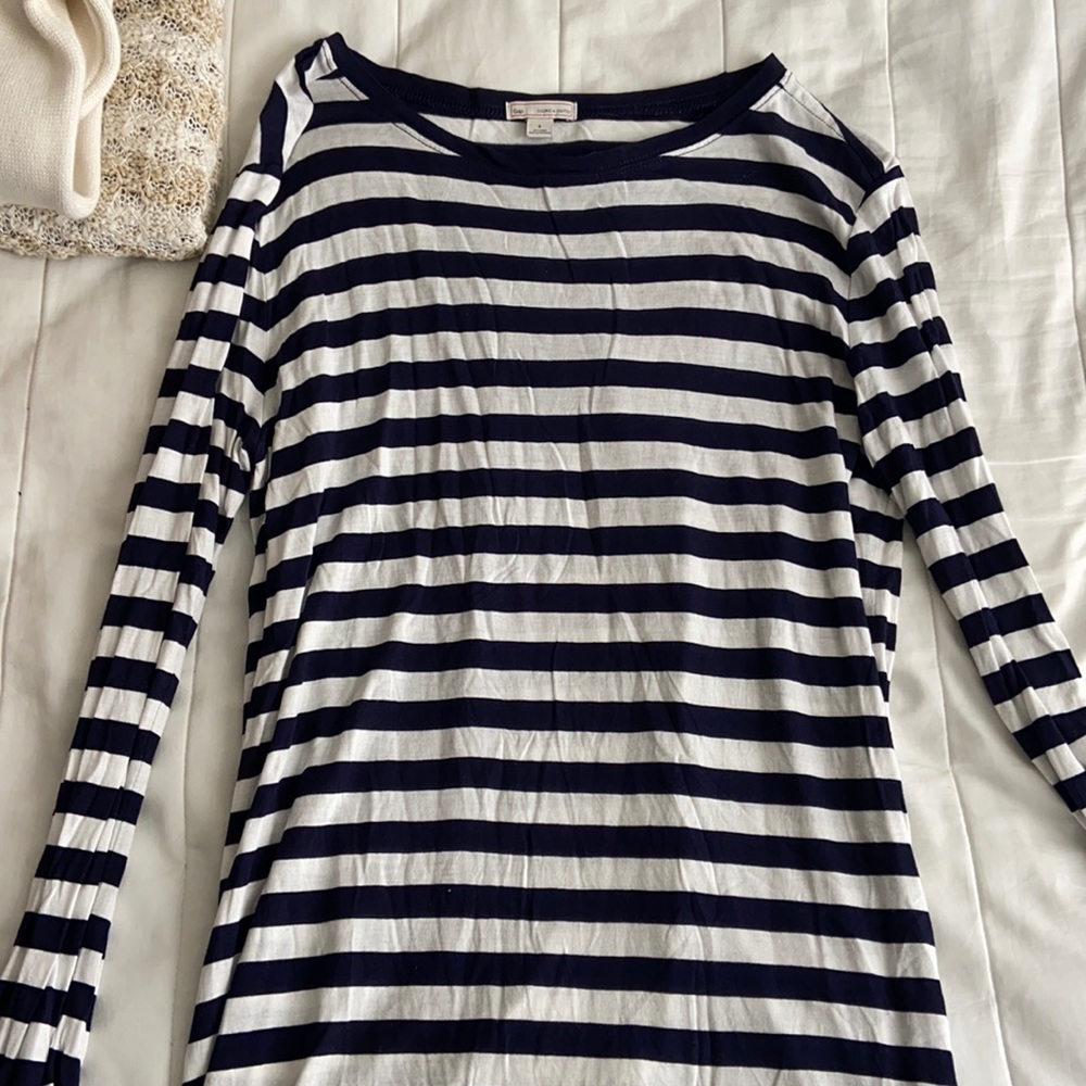 GAP long sleeve striped shirt